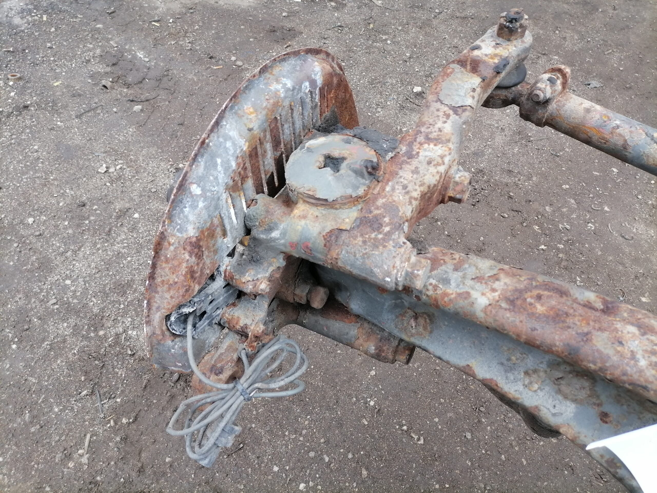 Volvo First axel housing 20399060 - Front axle for Truck: picture 4 Volvo First axel housing 20399060 - Front axle for Truck: picture 4