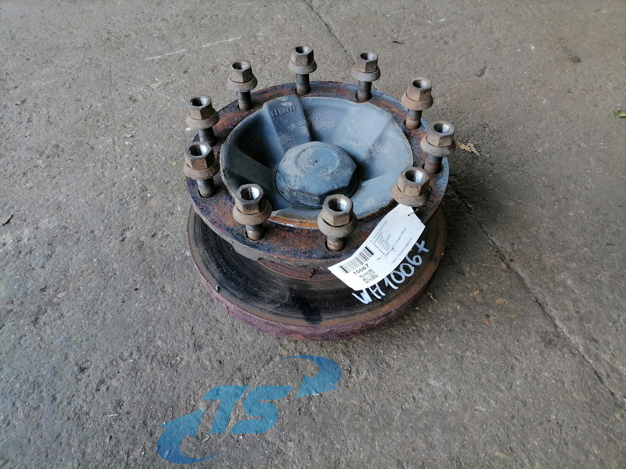 Volvo First wheel hub 21022433 - Hub for Truck: picture 1 Volvo First wheel hub 21022433 - Hub for Truck: picture 1