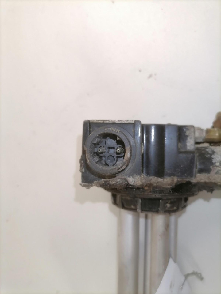 Volvo Fuel pick up 20375002 - Fuel processing/ Fuel delivery for Truck: picture 5 Volvo Fuel pick up 20375002 - Fuel processing/ Fuel delivery for Truck: picture 5