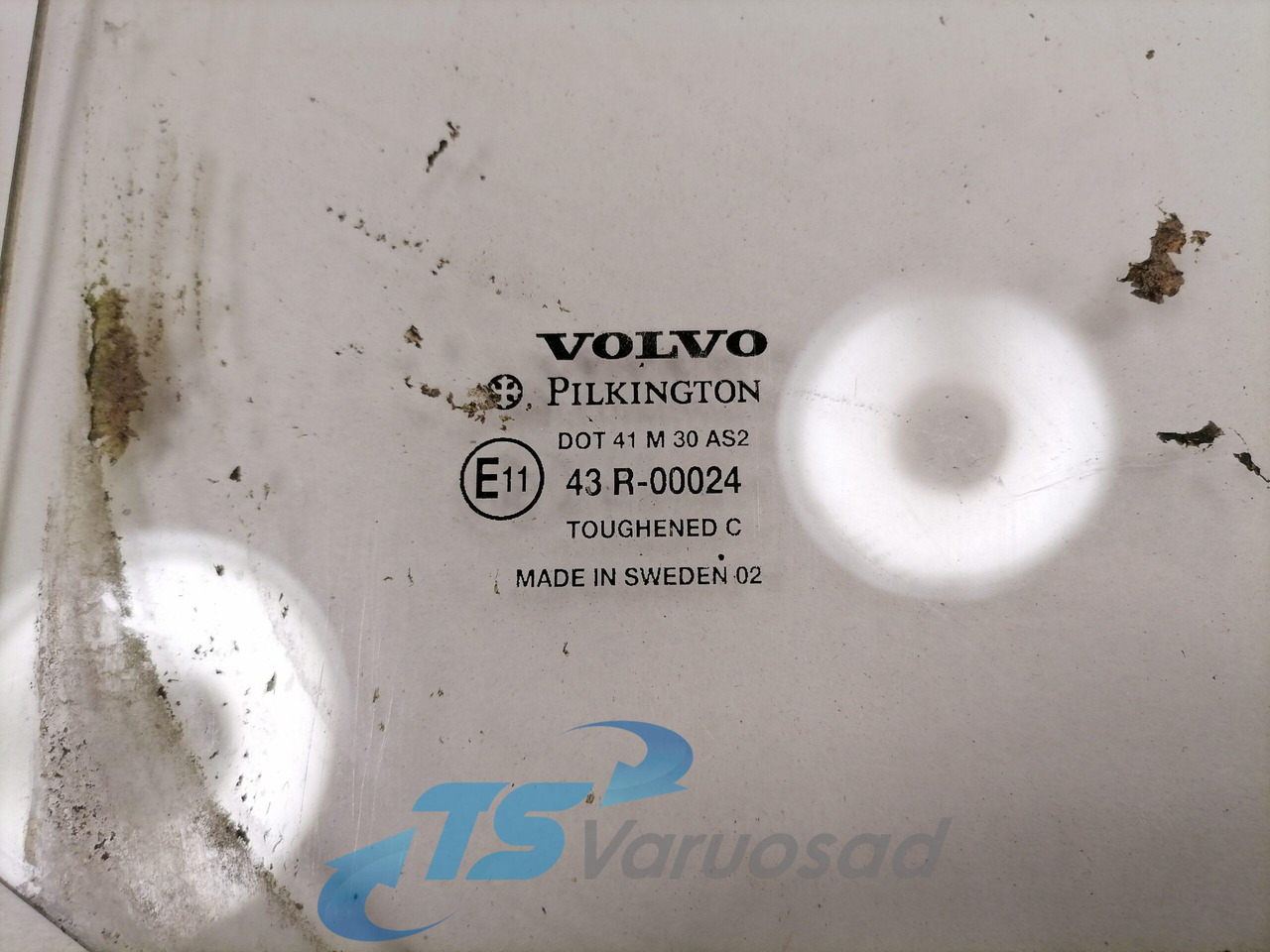 Volvo Küljeklaas, parem 8140913 - Window and parts for Truck: picture 3 Volvo Küljeklaas, parem 8140913 - Window and parts for Truck: picture 3