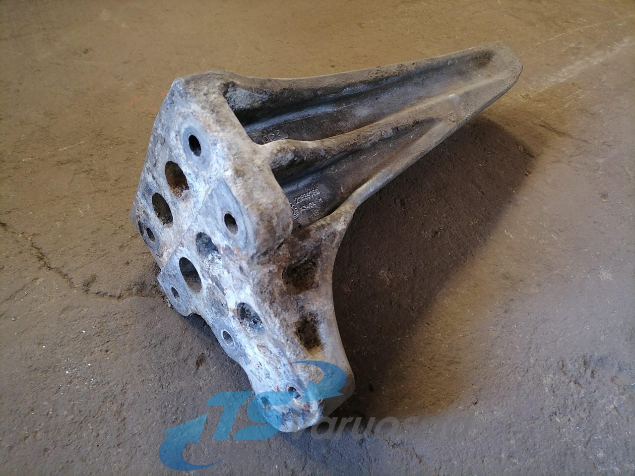 Volvo Muffler carrier 21639760 - Muffler for Truck: picture 4 Volvo Muffler carrier 21639760 - Muffler for Truck: picture 4