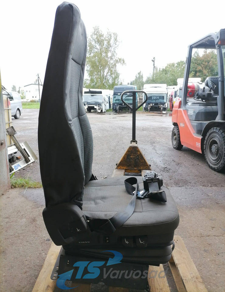 Volvo Passenger seat - Seat for Truck: picture 2 Volvo Passenger seat - Seat for Truck: picture 2