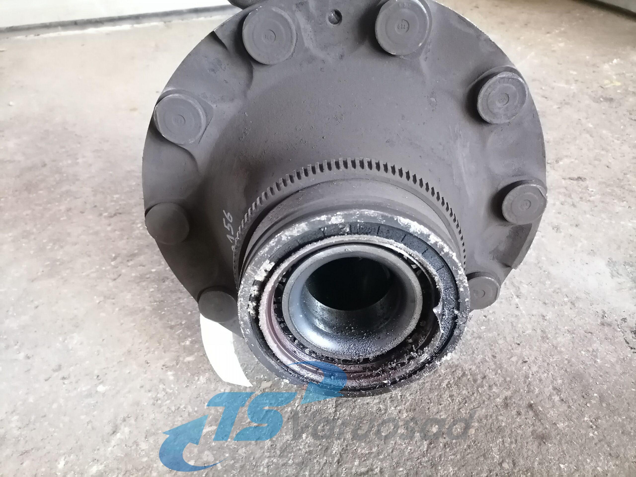 Volvo Rattarumm 3988674 - Hub for Truck: picture 2 Volvo Rattarumm 3988674 - Hub for Truck: picture 2