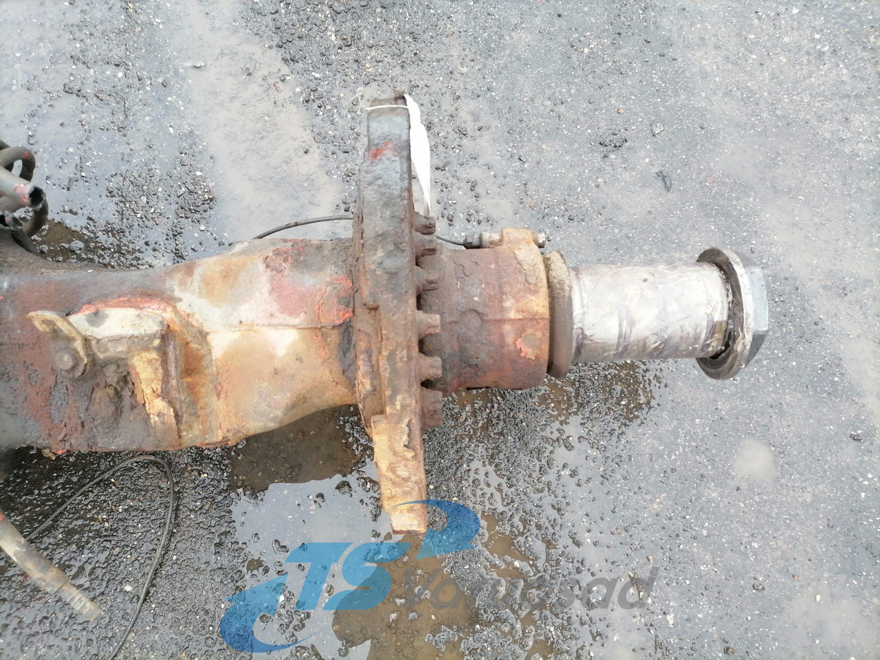 Volvo Rear axel housing 3192132 - Axle and parts for Truck: picture 3 Volvo Rear axel housing 3192132 - Axle and parts for Truck: picture 3