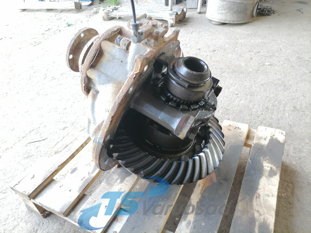 Volvo Volvo reduktor 3,90 20814049 - Final drive for Truck: picture 3 Volvo Volvo reduktor 3,90 20814049 - Final drive for Truck: picture 3