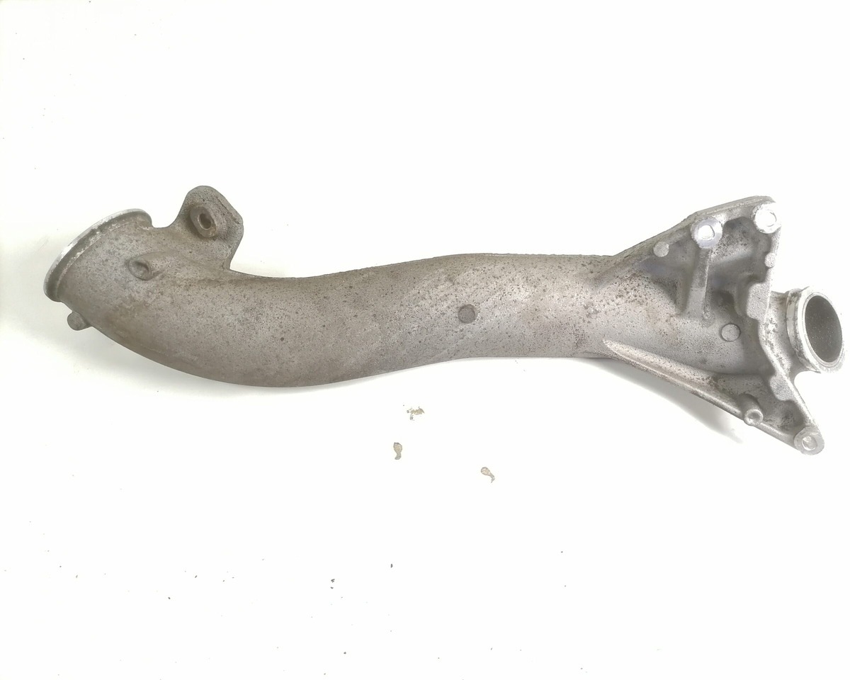 Volvo intercooler pipe 21808309 - Intercooler for Truck: picture 2 Volvo intercooler pipe 21808309 - Intercooler for Truck: picture 2