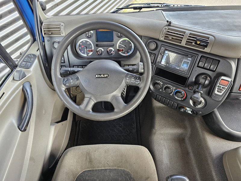 Interior photo 2: DAF CF 75.310 / PALFINGER CRANE + TRAILER leasing DAF CF 75.310 / PALFINGER CRANE + TRAILER