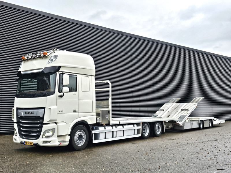 DAF XF 530 6x2 + TRAILER / MACHINE TRANSPORT / - Tow truck: picture 1 DAF XF 530 6x2 + TRAILER / MACHINE TRANSPORT / - Tow truck: picture 1