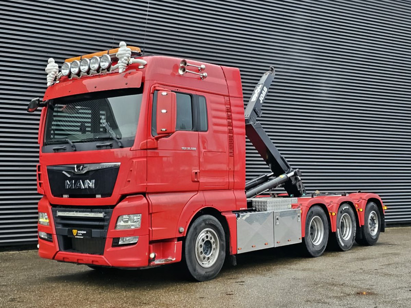 MAN TGX 35.500 / 8x4-4 / HOOKLIFT / ABROLL-KIPPER - Hook lift truck: picture 1 MAN TGX 35.500 / 8x4-4 / HOOKLIFT / ABROLL-KIPPER - Hook lift truck: picture 1