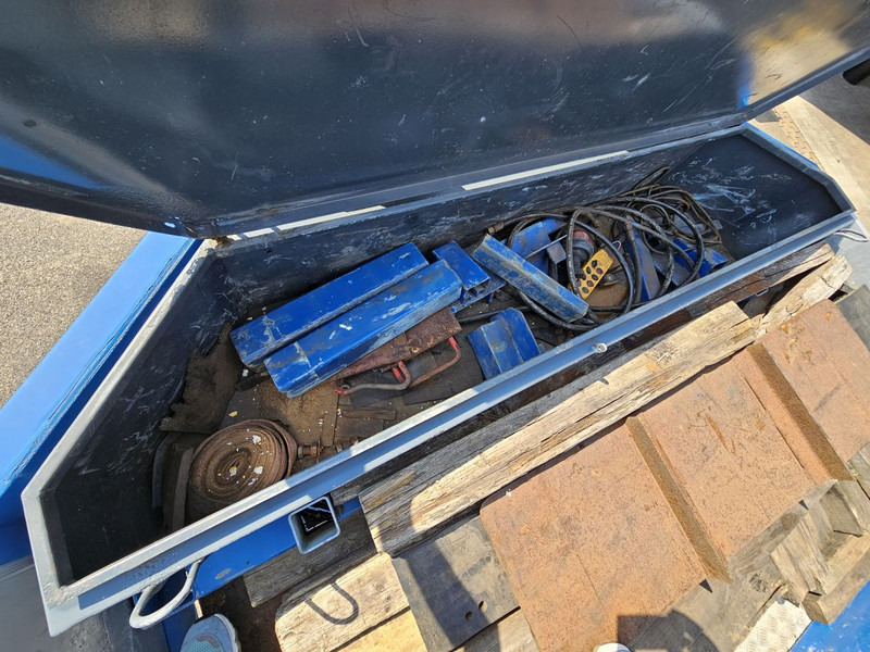 Nooteboom EURO-54-03 / REMOVABLE NECK / 550CM EXTENDABLE leasing Nooteboom EURO-54-03 / REMOVABLE NECK / 550CM EXTENDABLE: picture 11