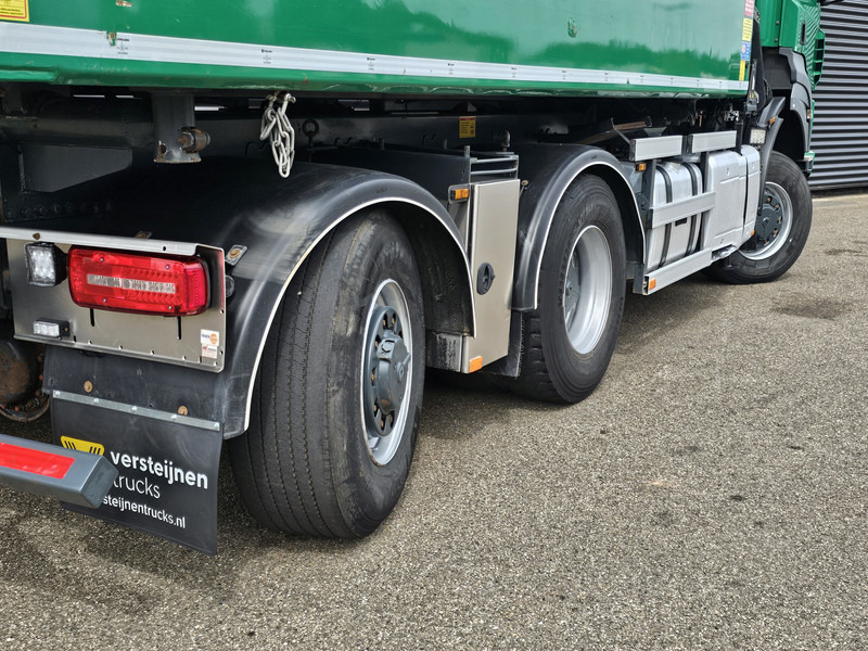 Tipper, Crane truck Tatra T158/II 6X6 / HMF Z CRANE + 2 SIDE TIPPER: picture 13 Tipper, Crane truck Tatra T158/II 6X6 / HMF Z CRANE + 2 SIDE TIPPER: picture 13