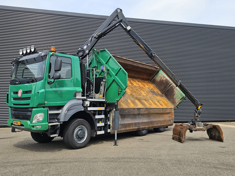 Tatra T158/II 6X6 / HMF Z CRANE + 2 SIDE TIPPER - Tipper, Crane truck: picture 4 Tatra T158/II 6X6 / HMF Z CRANE + 2 SIDE TIPPER - Tipper, Crane truck: picture 4