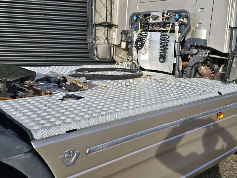 Scania R520 V8 TOPLINE / RETARDER / HYDRAULIC / - Tractor unit: picture 3 Scania R520 V8 TOPLINE / RETARDER / HYDRAULIC / - Tractor unit: picture 3