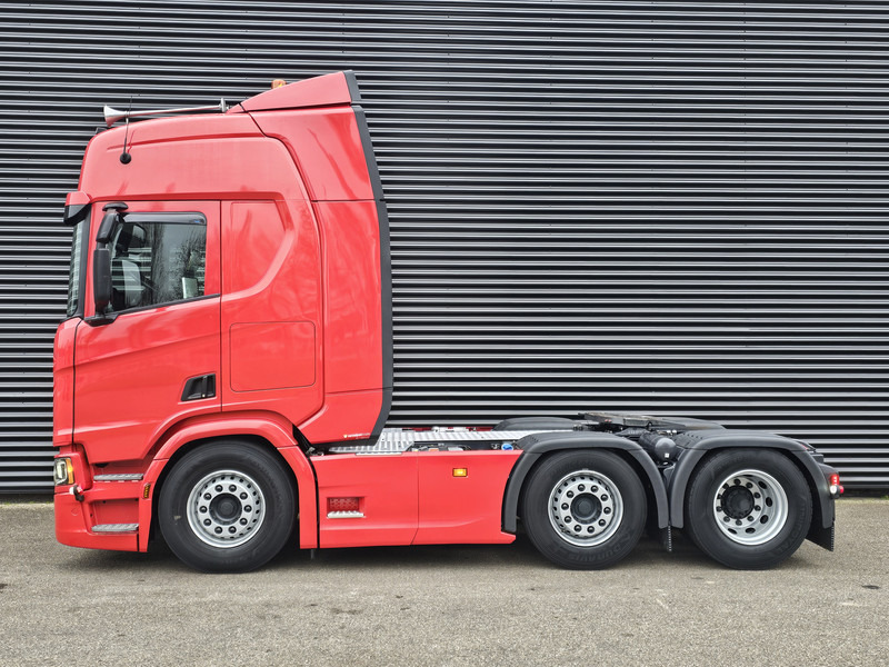 Scania R560 6x2/4 / FULL AIR / RETARDER / PARKING COOLER / PTO - Tractor unit: picture 5 Scania R560 6x2/4 / FULL AIR / RETARDER / PARKING COOLER / PTO - Tractor unit: picture 5