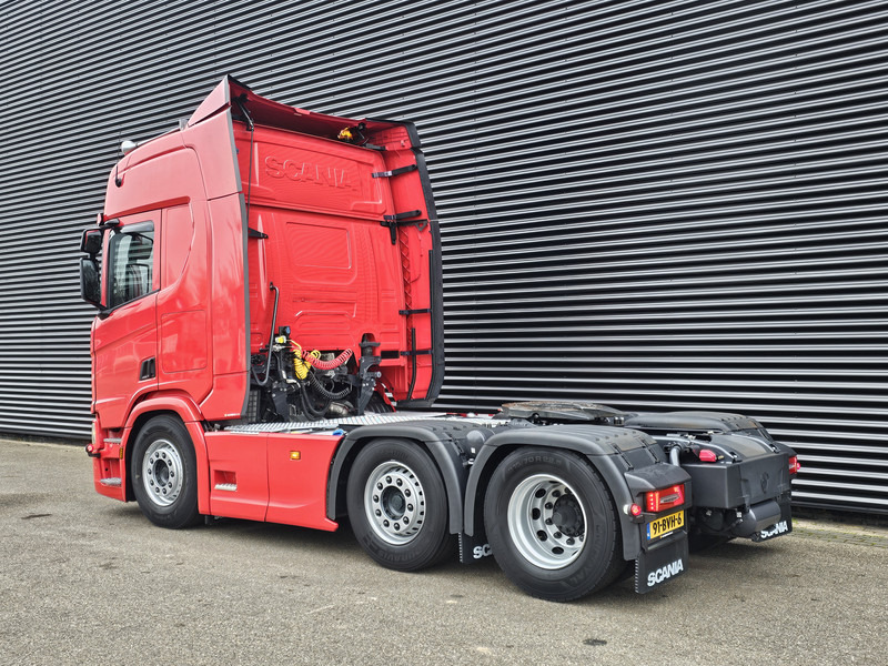 Scania R560 6x2/4 / FULL AIR / RETARDER / PARKING COOLER / PTO - Tractor unit: picture 3 Scania R560 6x2/4 / FULL AIR / RETARDER / PARKING COOLER / PTO - Tractor unit: picture 3