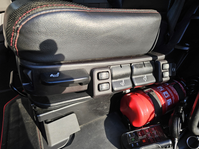 Scania S730 V8 6x4 / HYDRAULIC / FULL AIR / RETARDER leasing Scania S730 V8 6x4 / HYDRAULIC / FULL AIR / RETARDER: picture 13