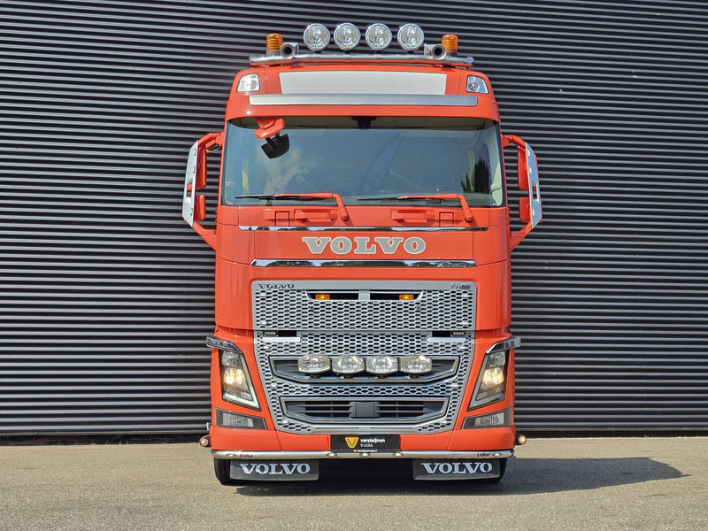 Volvo FH 16.750 6x2-4 / LIFT - STEERING AXLE - Tractor unit: picture 3 Volvo FH 16.750 6x2-4 / LIFT - STEERING AXLE - Tractor unit: picture 3