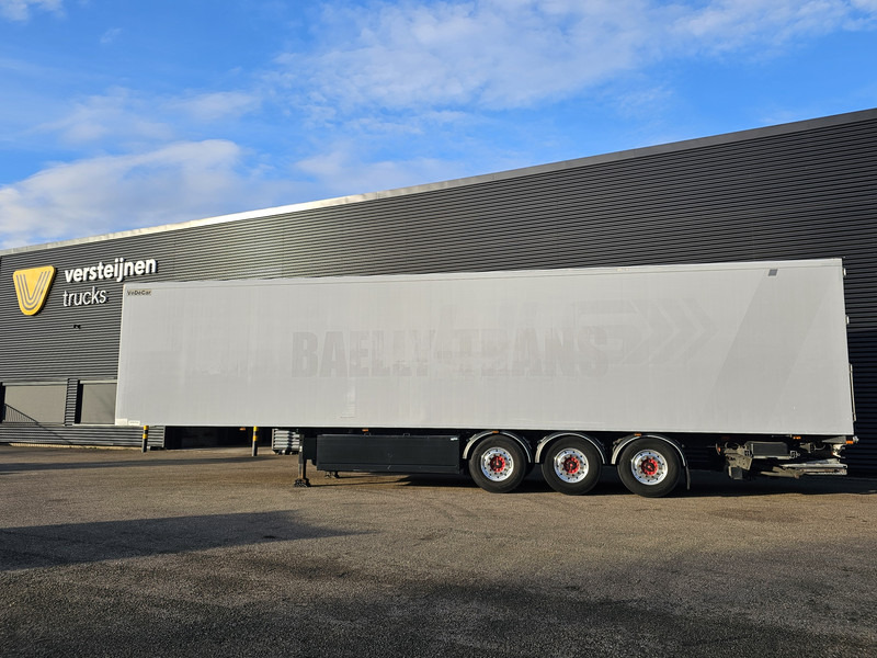 VEDECAR LPRS 24 / LIFT AXLE / THERMO KING / TAIL LIFT - Refrigerator semi-trailer: picture 2 VEDECAR LPRS 24 / LIFT AXLE / THERMO KING / TAIL LIFT - Refrigerator semi-trailer: picture 2