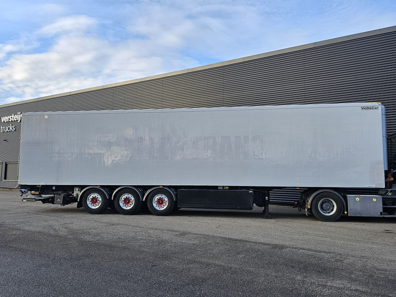 VEDECAR LPRS 24 / LIFT AXLE / THERMO KING / TAIL LIFT - Refrigerator semi-trailer: picture 5 VEDECAR LPRS 24 / LIFT AXLE / THERMO KING / TAIL LIFT - Refrigerator semi-trailer: picture 5