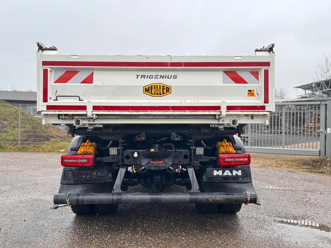 MAN 18.320 4X2 Meiller 3. Seitenkipper TRIGENIUS - Tipper: picture 5 MAN 18.320 4X2 Meiller 3. Seitenkipper TRIGENIUS - Tipper: picture 5