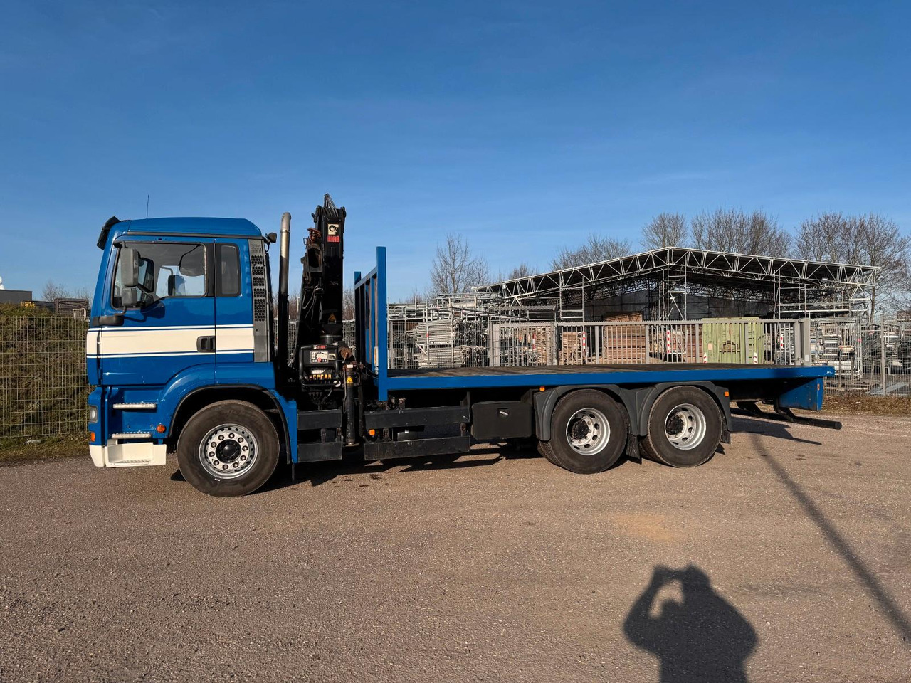 MAN 26.350 6X4 Pritsche mit Kran - Crane truck: picture 1 MAN 26.350 6X4 Pritsche mit Kran - Crane truck: picture 1