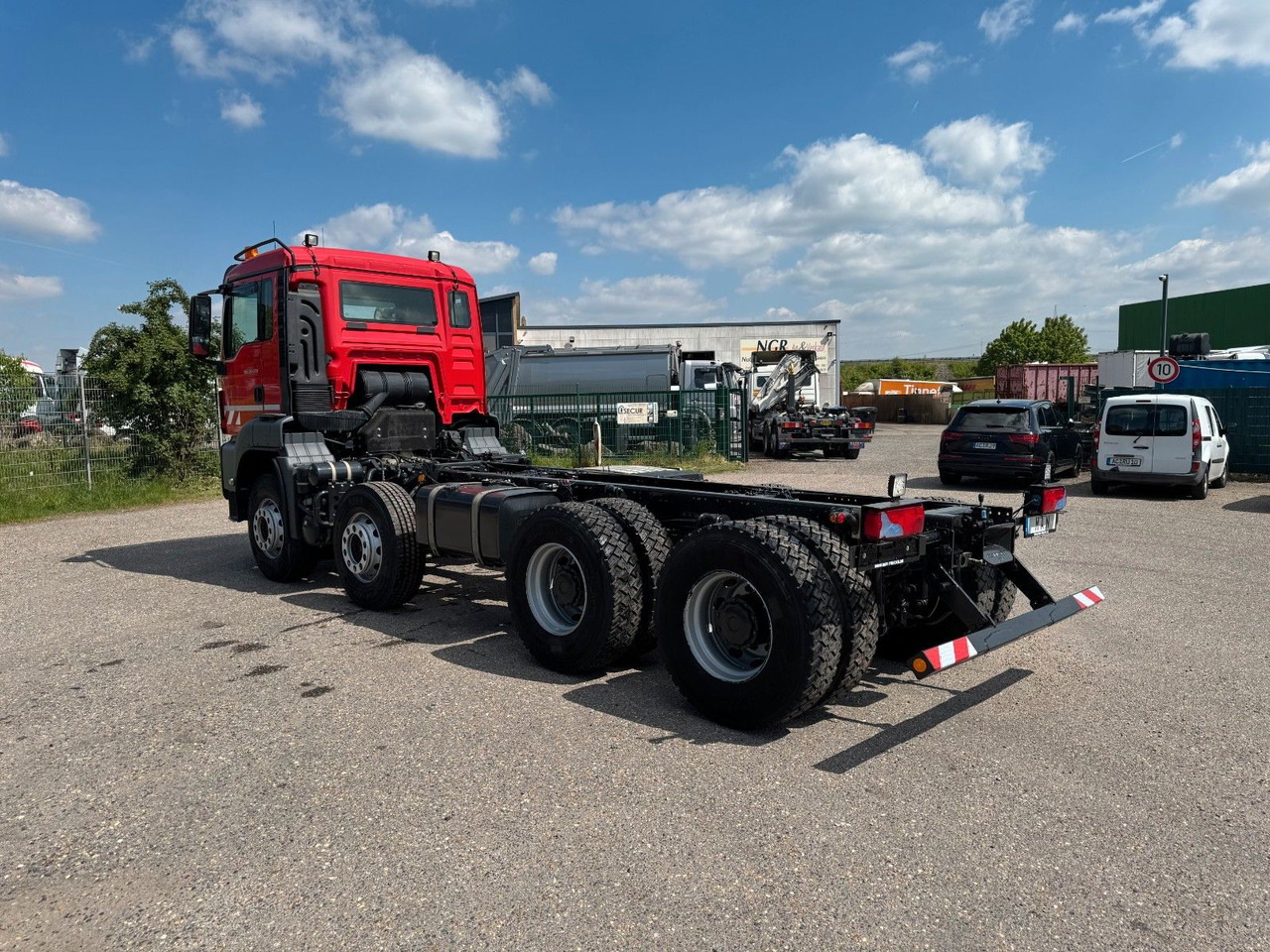 Tipper MAN 35.470 8X4 Kipperfahrgestell Reifen 12 X NEU Top: picture 20
