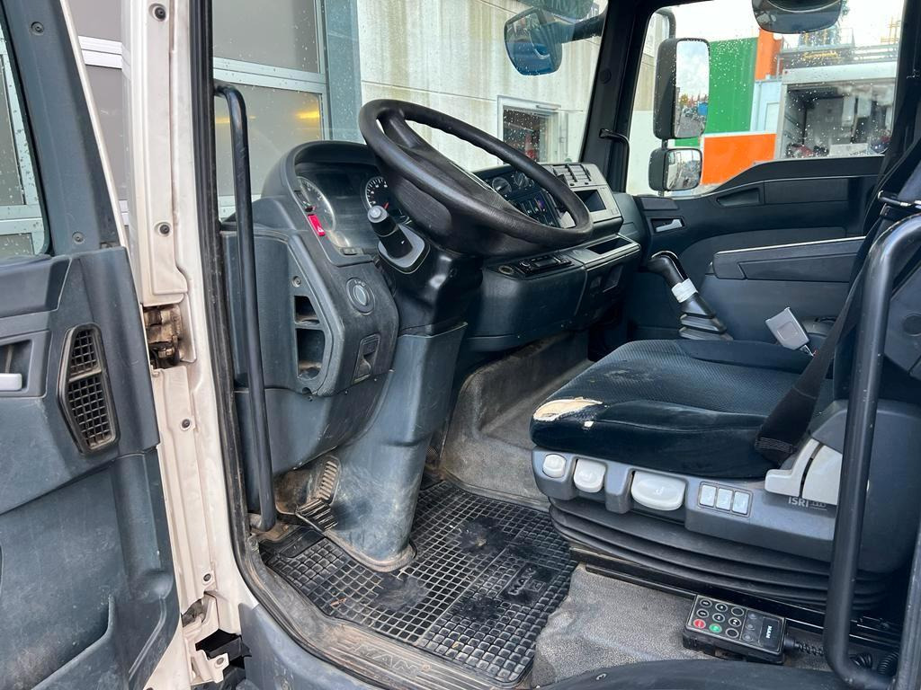 MAN 8.180 4X2 offene Pritsche MAN 8.180 4X2 offene Pritsche - Open body delivery van: picture 5 MAN 8.180 4X2 offene Pritsche MAN 8.180 4X2 offene Pritsche - Open body delivery van: picture 5