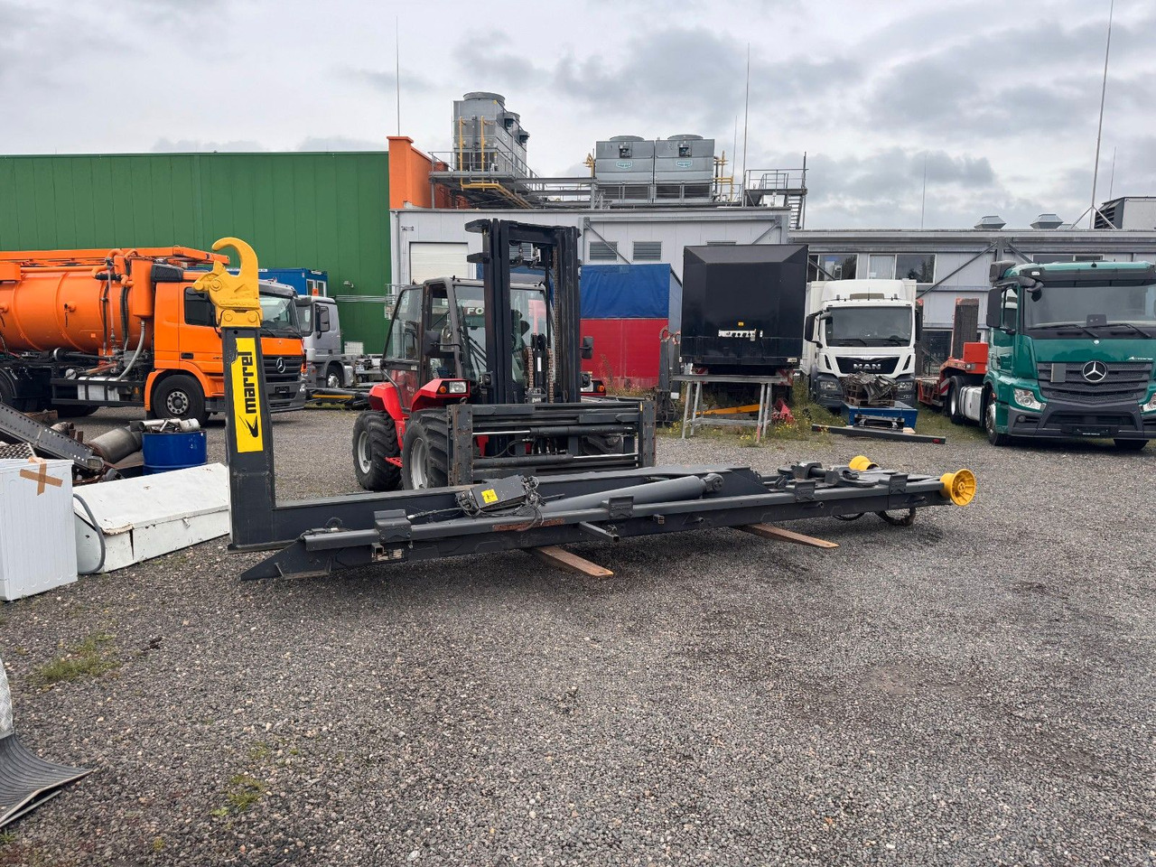 Marell Abrollkipperaufbau 3 Achser - Hook lift truck: picture 2 Marell Abrollkipperaufbau 3 Achser - Hook lift truck: picture 2