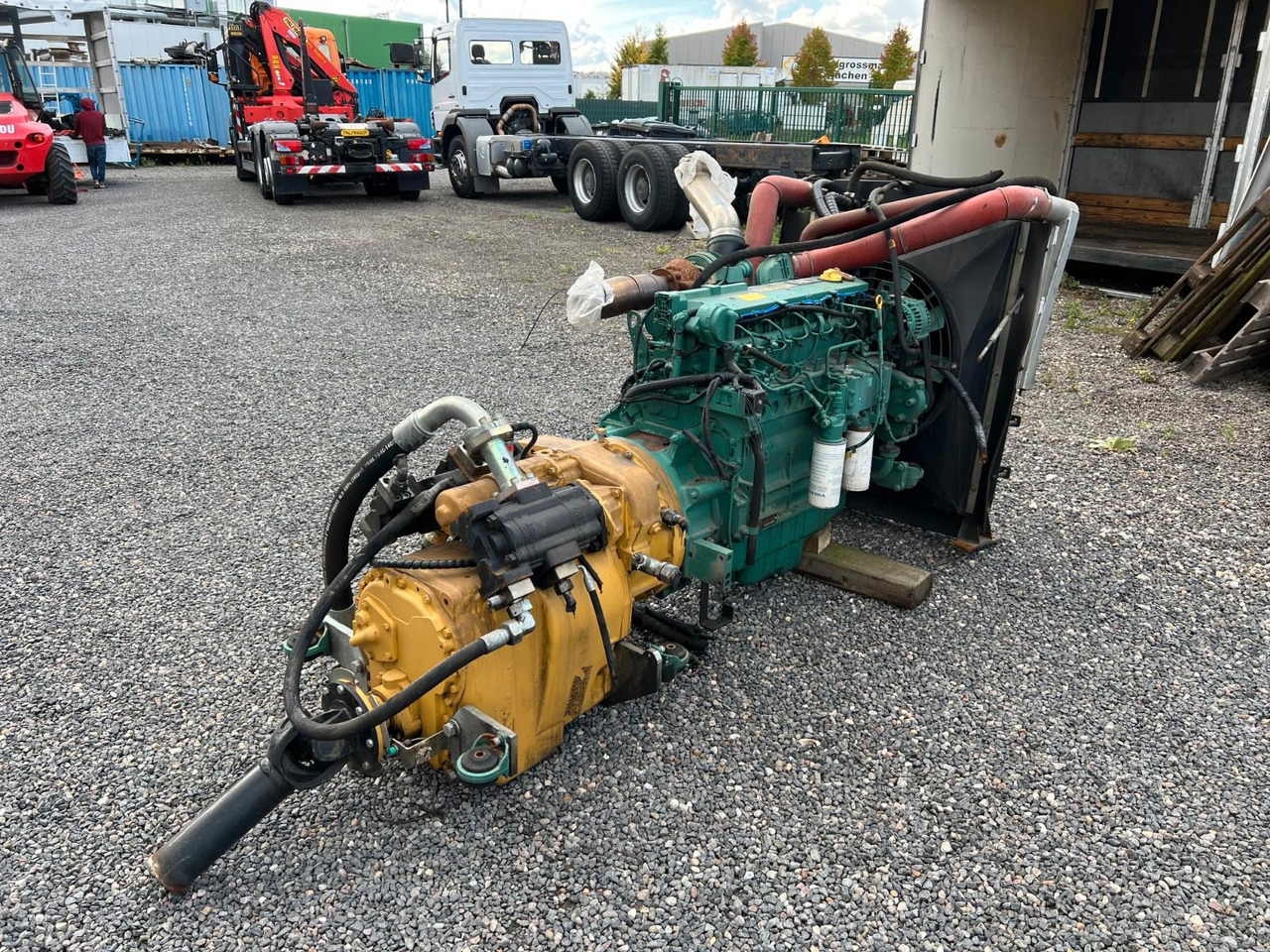 VOLVO PENTA & DANA SPICER Top Zustand VOLVO PENTA & DANA SPICER Top Zustand - Engine for Truck: picture 5 VOLVO PENTA & DANA SPICER Top Zustand VOLVO PENTA & DANA SPICER Top Zustand - Engine for Truck: picture 5