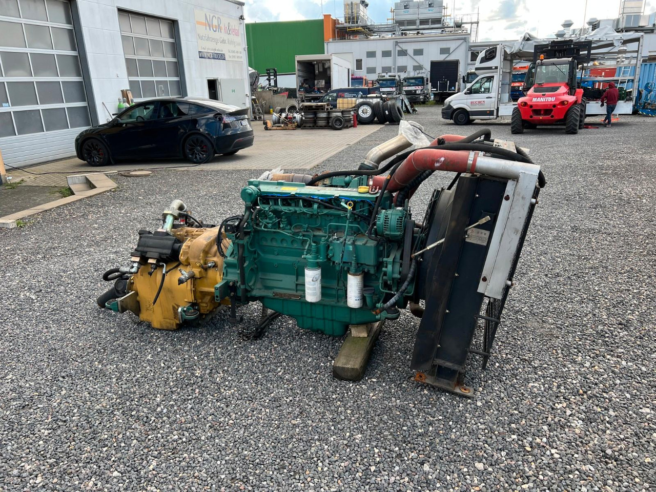 VOLVO PENTA & DANA SPICER Top Zustand VOLVO PENTA & DANA SPICER Top Zustand - Engine for Truck: picture 4 VOLVO PENTA & DANA SPICER Top Zustand VOLVO PENTA & DANA SPICER Top Zustand - Engine for Truck: picture 4
