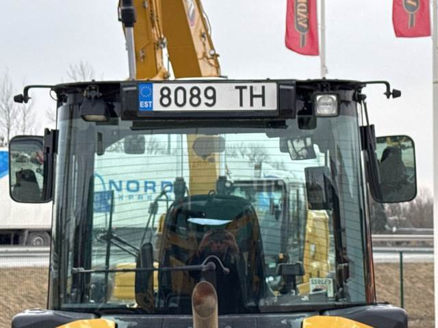 Wheel loader CAT 908: picture 23