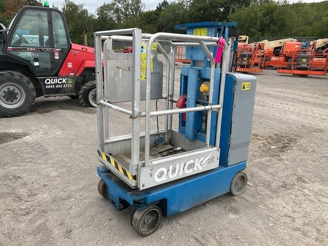 Genie GR15 - Vertical mast lift: picture 1 Genie GR15 - Vertical mast lift: picture 1