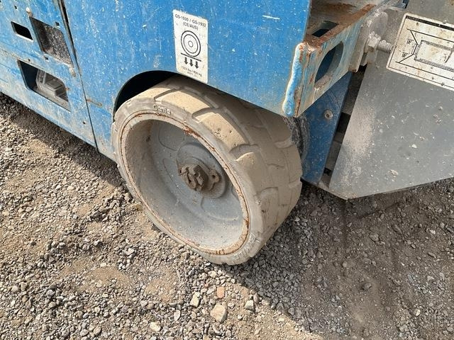 Scissor lift Genie GS1932: picture 9 Scissor lift Genie GS1932: picture 9