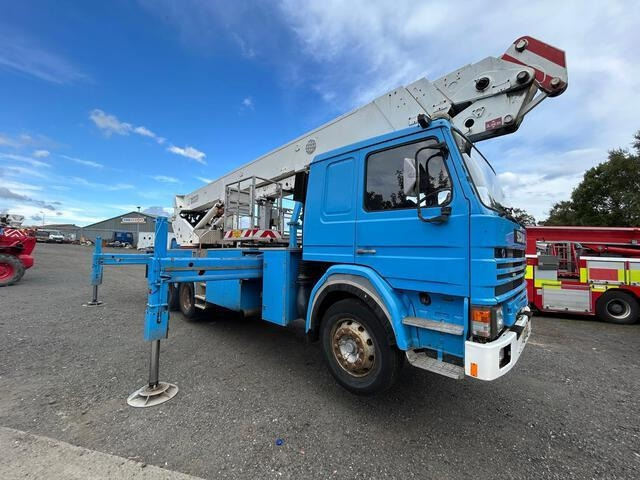 Scania P113ML - Truck mounted aerial platform: picture 4 Scania P113ML - Truck mounted aerial platform: picture 4