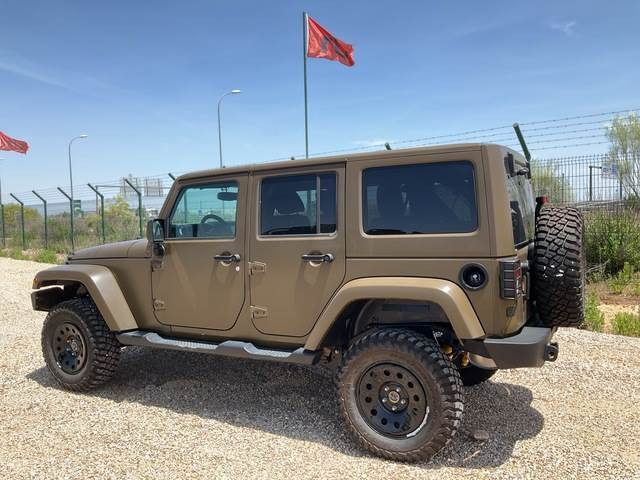 Jeep Wrangler JK Command - Car: picture 2 Jeep Wrangler JK Command - Car: picture 2
