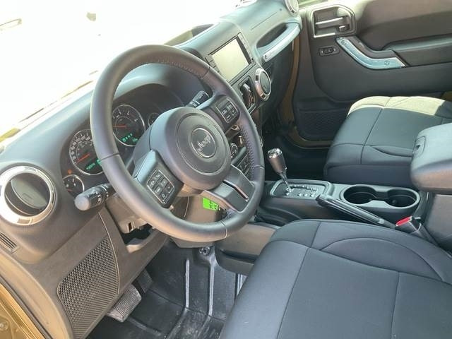 Car Jeep Wrangler JK Command: picture 9