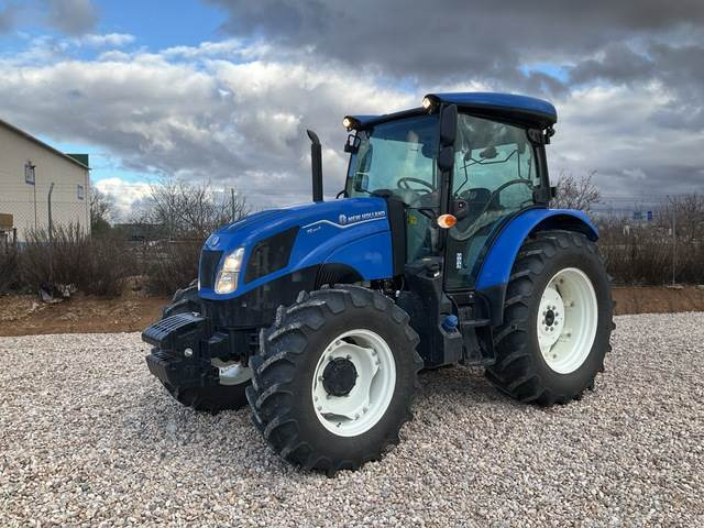 New Holland T5.100 - Farm tractor: picture 1 New Holland T5.100 - Farm tractor: picture 1