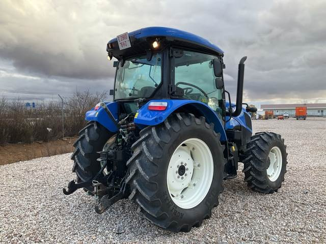 New Holland T5.100 - Farm tractor: picture 3 New Holland T5.100 - Farm tractor: picture 3
