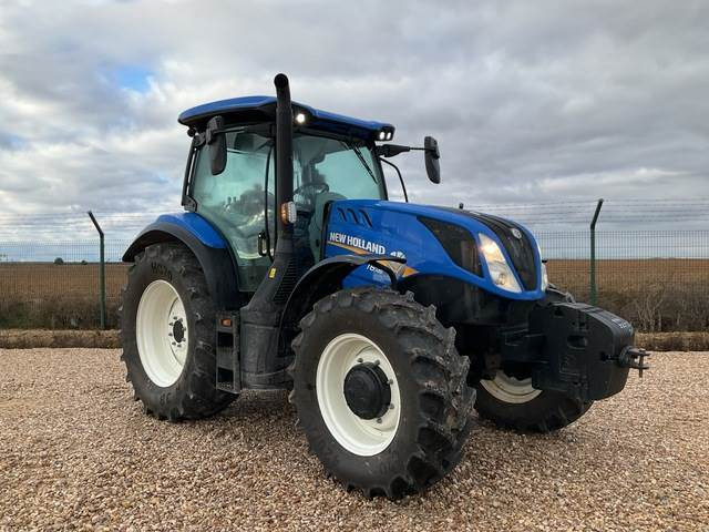 New Holland T6.145 - Farm tractor: picture 4 New Holland T6.145 - Farm tractor: picture 4