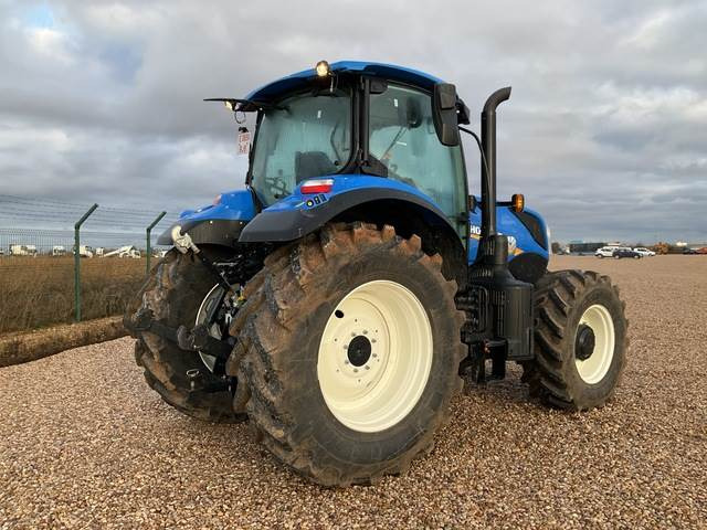 New Holland T7.165S - Farm tractor: picture 3 New Holland T7.165S - Farm tractor: picture 3
