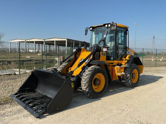 JCB 411 S5 HT - Wheel loader: picture 1 JCB 411 S5 HT - Wheel loader: picture 1