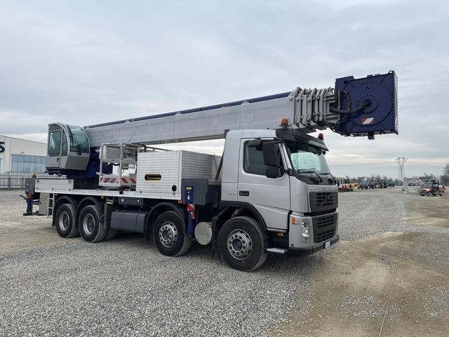 Volvo FM400 - Mobile crane: picture 4 Volvo FM400 - Mobile crane: picture 4