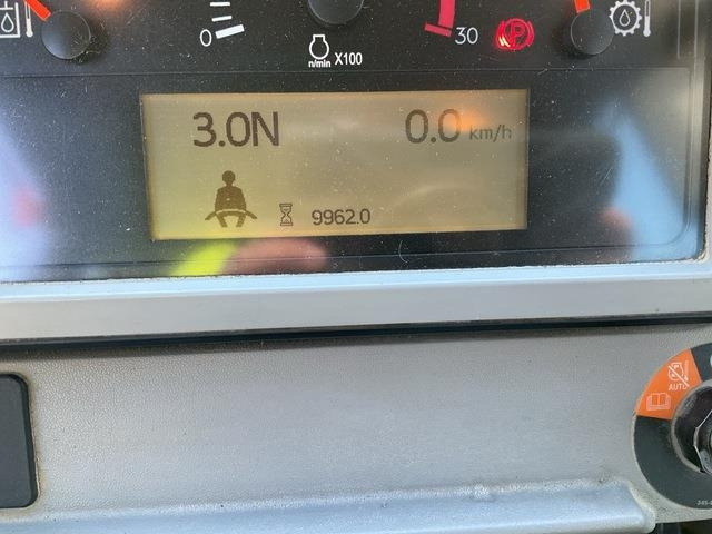 Wheel loader CAT 972M XE: picture 6