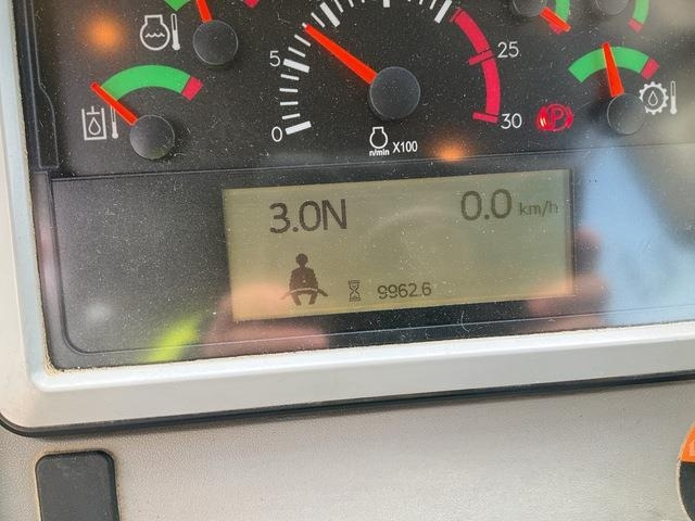 Wheel loader CAT 972M XE: picture 7