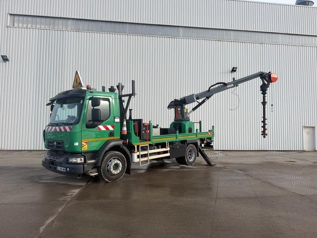 Renault D250 - Crane truck: picture 1 Renault D250 - Crane truck: picture 1