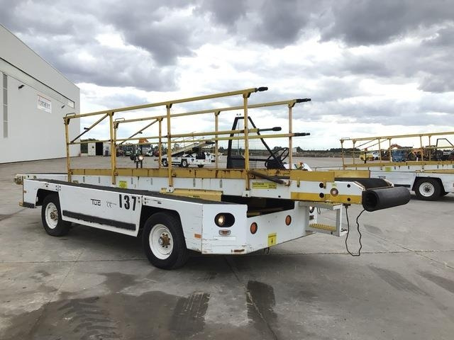 Tug T660-1 - Belt loader: picture 4 Tug T660-1 - Belt loader: picture 4