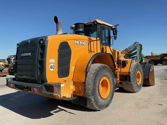 Hyundai HL970 - Wheel loader: picture 3 Hyundai HL970 - Wheel loader: picture 3