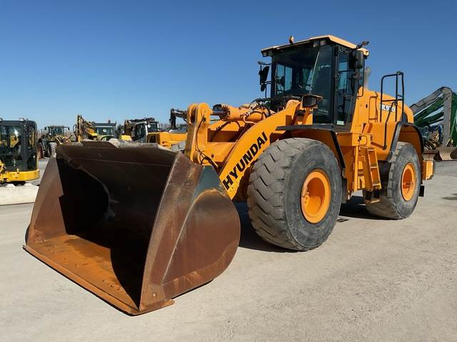 Hyundai HL970 - Wheel loader: picture 1 Hyundai HL970 - Wheel loader: picture 1
