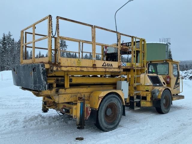 Giamec 211 - Truck mounted aerial platform: picture 4 Giamec 211 - Truck mounted aerial platform: picture 4