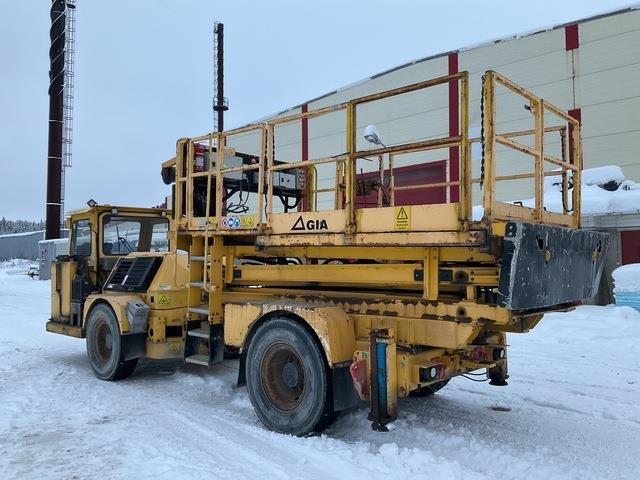 Giamec 211 - Truck mounted aerial platform: picture 3 Giamec 211 - Truck mounted aerial platform: picture 3